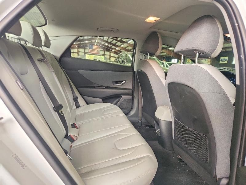 2024 HYUNDAI ELANTRA LIMITED 10