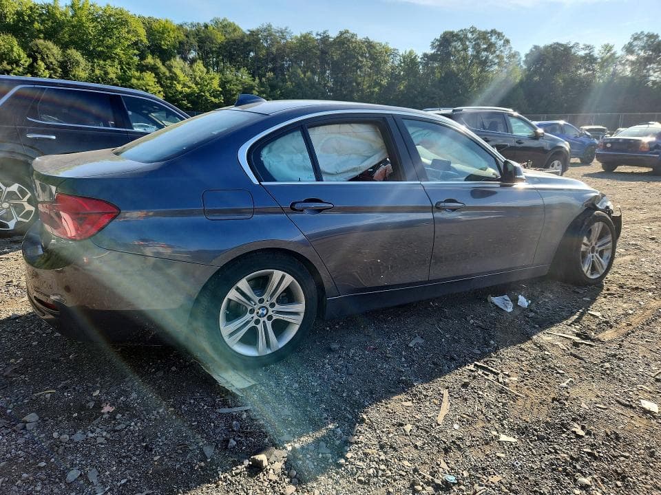 2017 BMW 330 XI 3