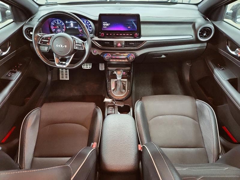 2023 KIA FORTE GT LINE 8