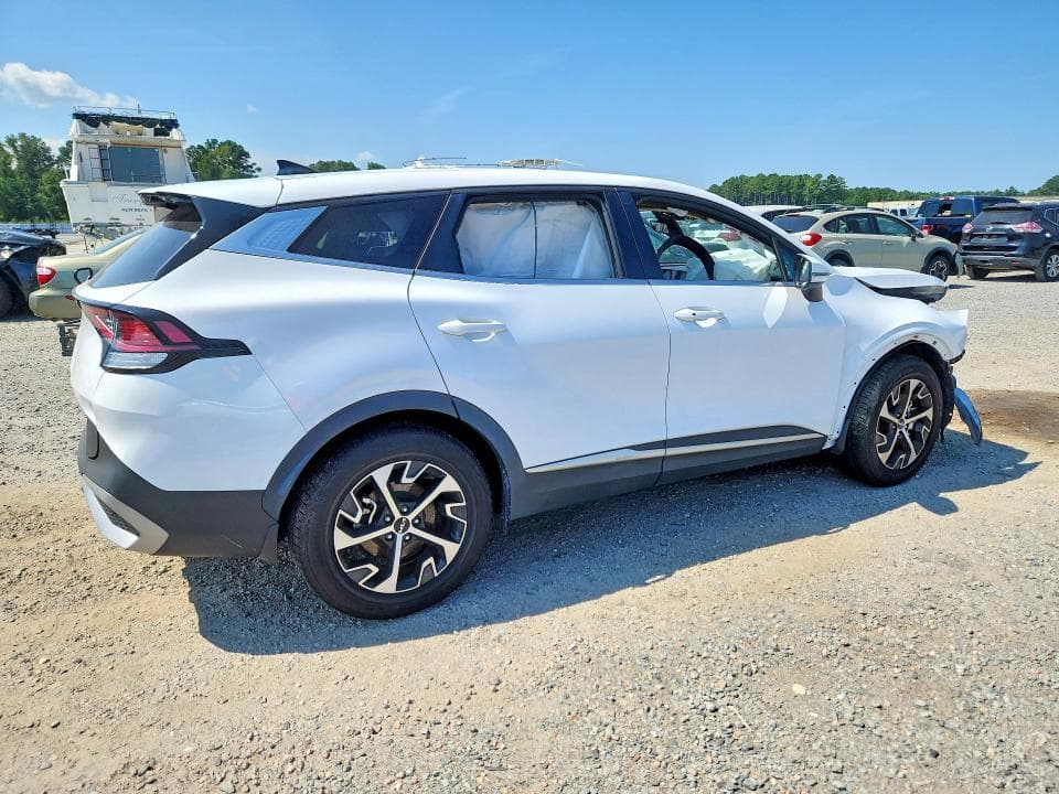 2023 KIA SPORTAGE EX 3