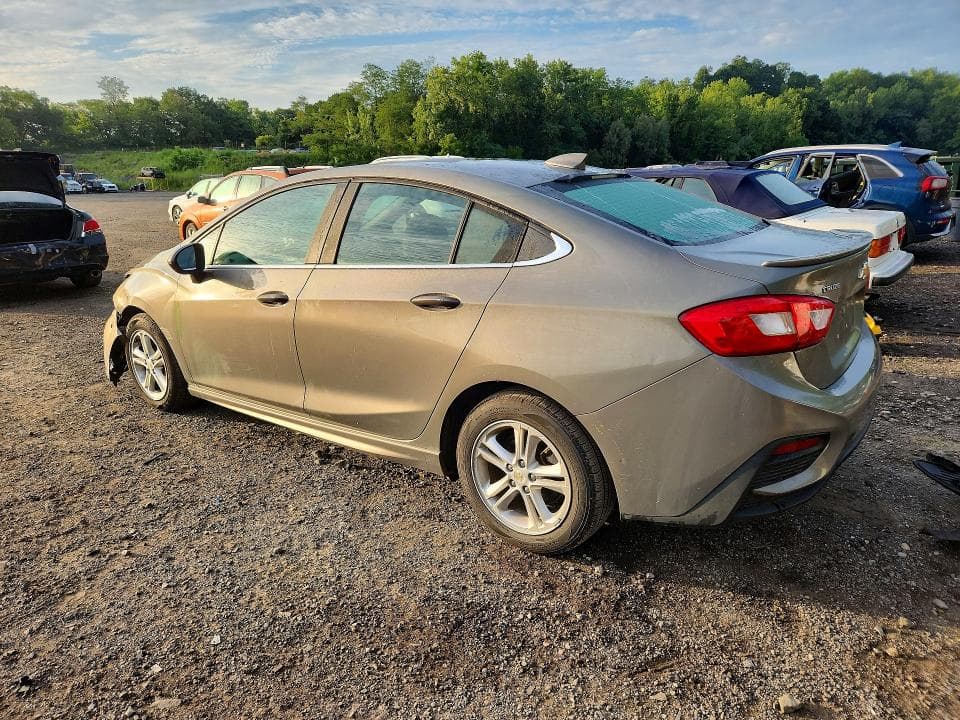 2017 CHEVROLET CRUZE LT 2