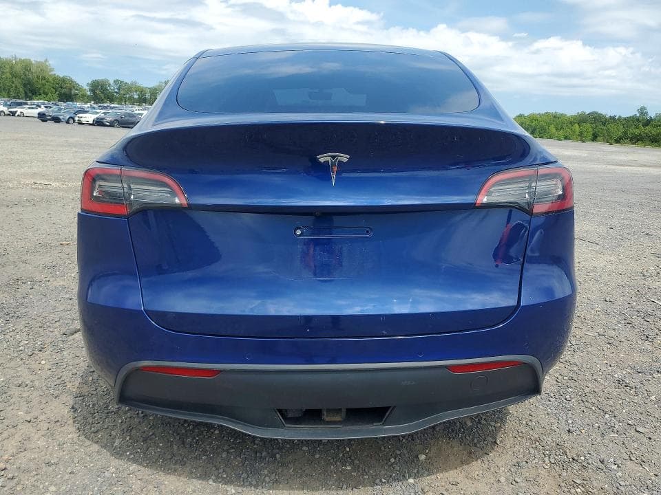 2021 TESLA MODEL Y 6