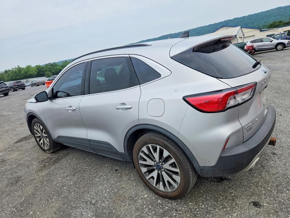 2020 FORD ESCAPE TITANIUM 2