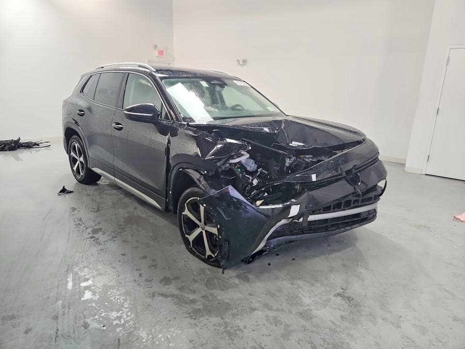2026 VOLKSWAGEN TIGUAN SE 4