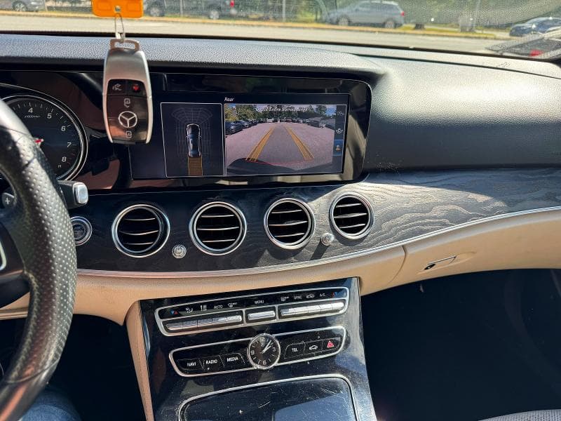 2017 MERCEDES-BENZ E 300 10