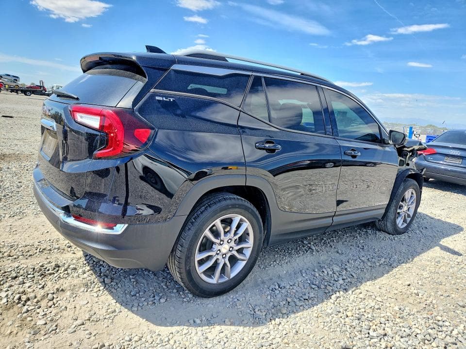 2023 GMC TERRAIN SLT 3
