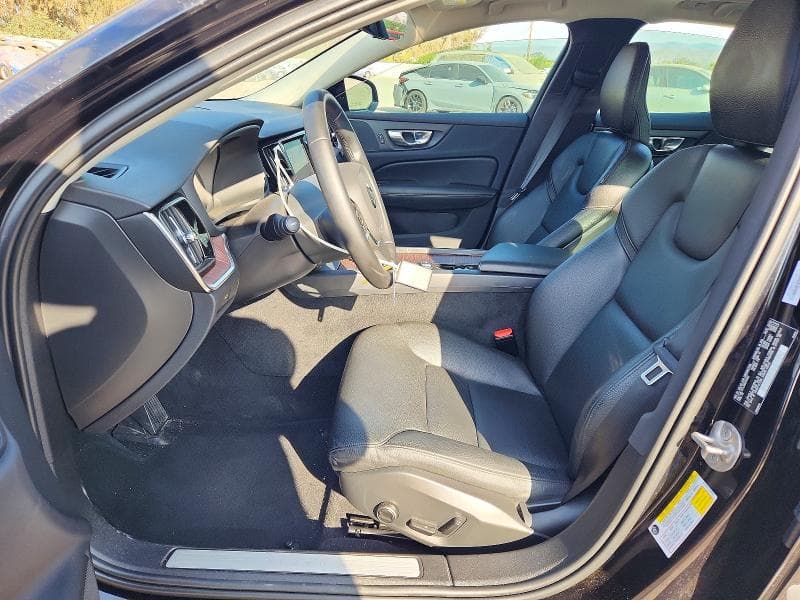 2024 VOLVO S60 PLUS 7
