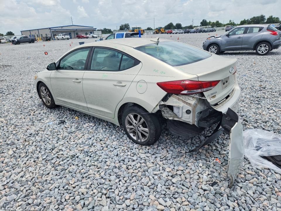 2017 HYUNDAI ELANTRA SE 2