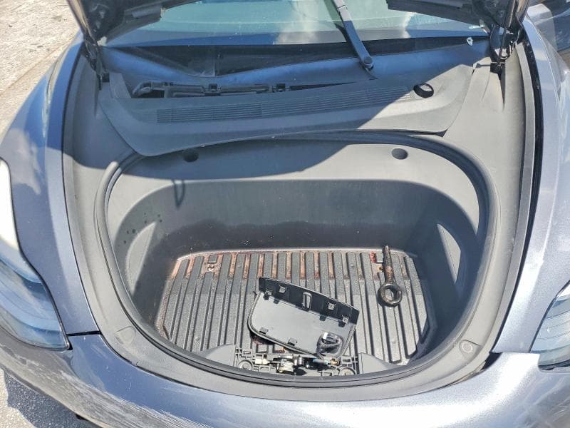 2022 TESLA MODEL 3 11