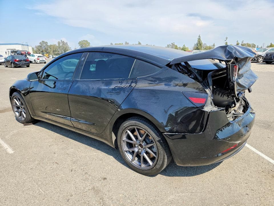 2022 TESLA MODEL 3 2