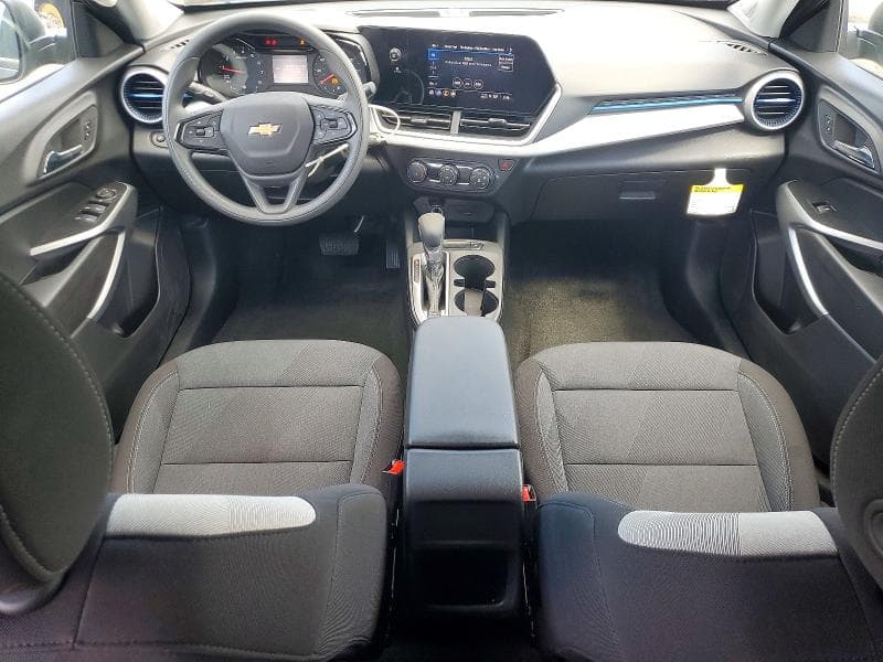 2026 CHEVROLET TRAX LS 8