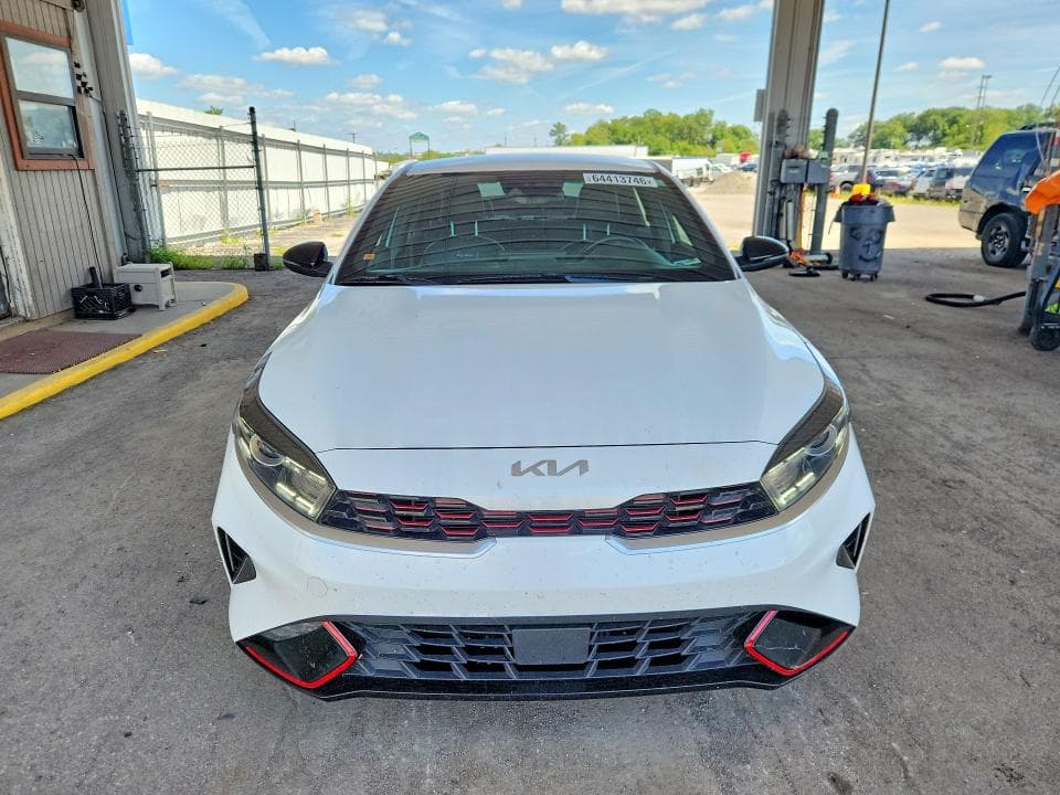 2023 KIA FORTE GT LINE 5