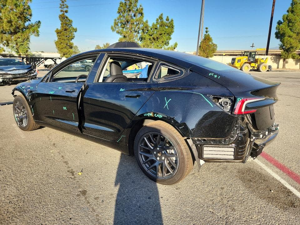 2026 TESLA MODEL 3 2