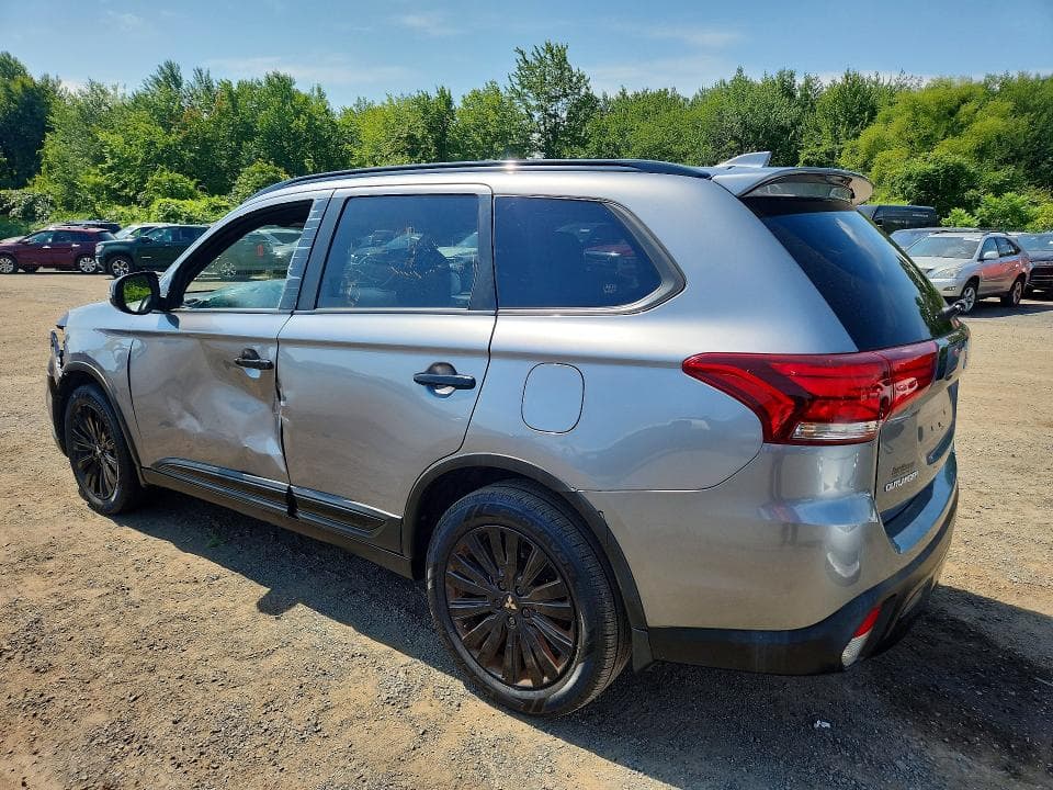 2020 MITSUBISHI OUTLANDER SE 2
