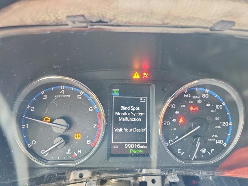2018 TOYOTA RAV4 LIMITED 9