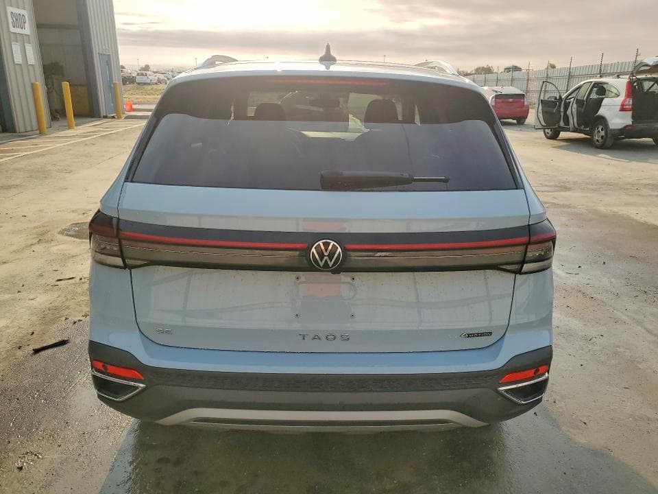 2025 VOLKSWAGEN TAOS SE 6