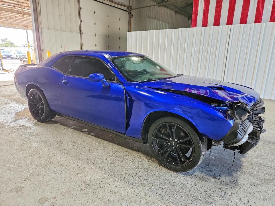 2018 DODGE CHALLENGER SXT 4