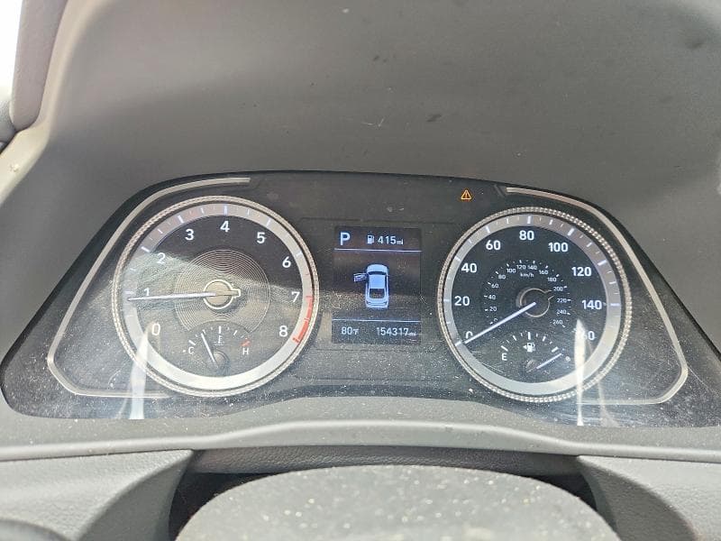 2023 HYUNDAI SONATA SE 9