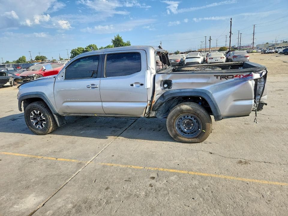 2017 TOYOTA TACOMA TRD OFF-ROAD 2