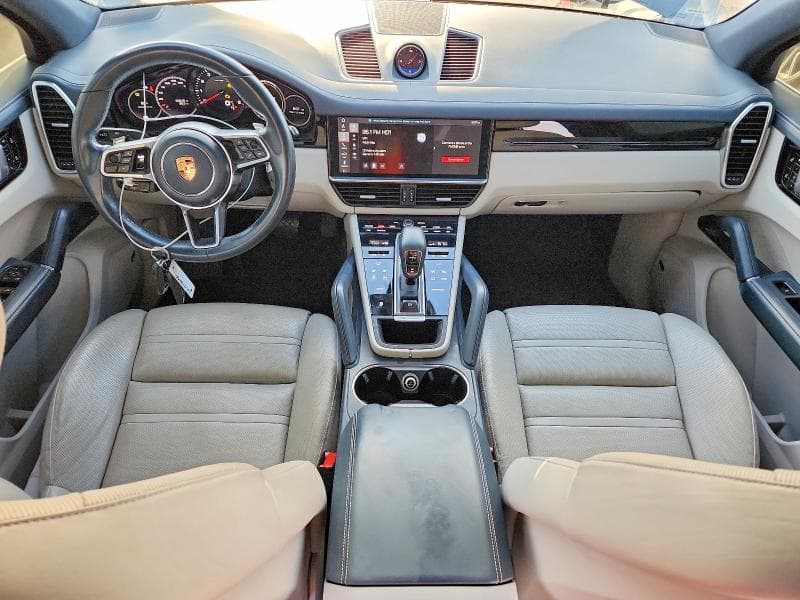 2019 PORSCHE CAYENNE 8