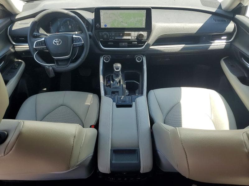 2026 TOYOTA GRAND HIGHLANDER XLE 8