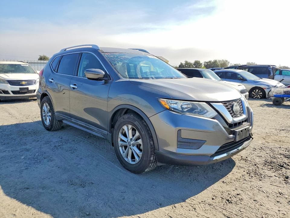 2018 NISSAN ROGUE S 4