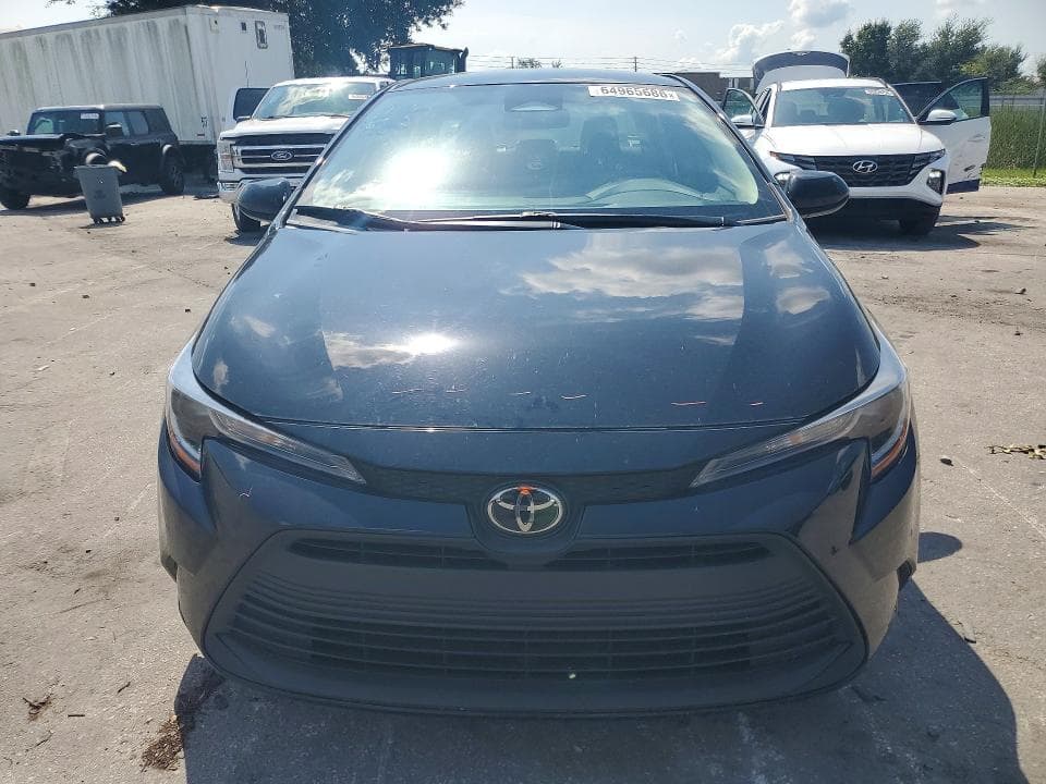 2025 TOYOTA COROLLA LE 5
