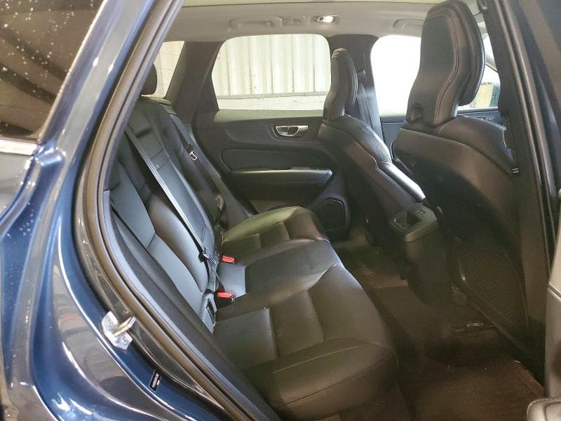 2021 VOLVO XC60 T5 MOMENTUM 11