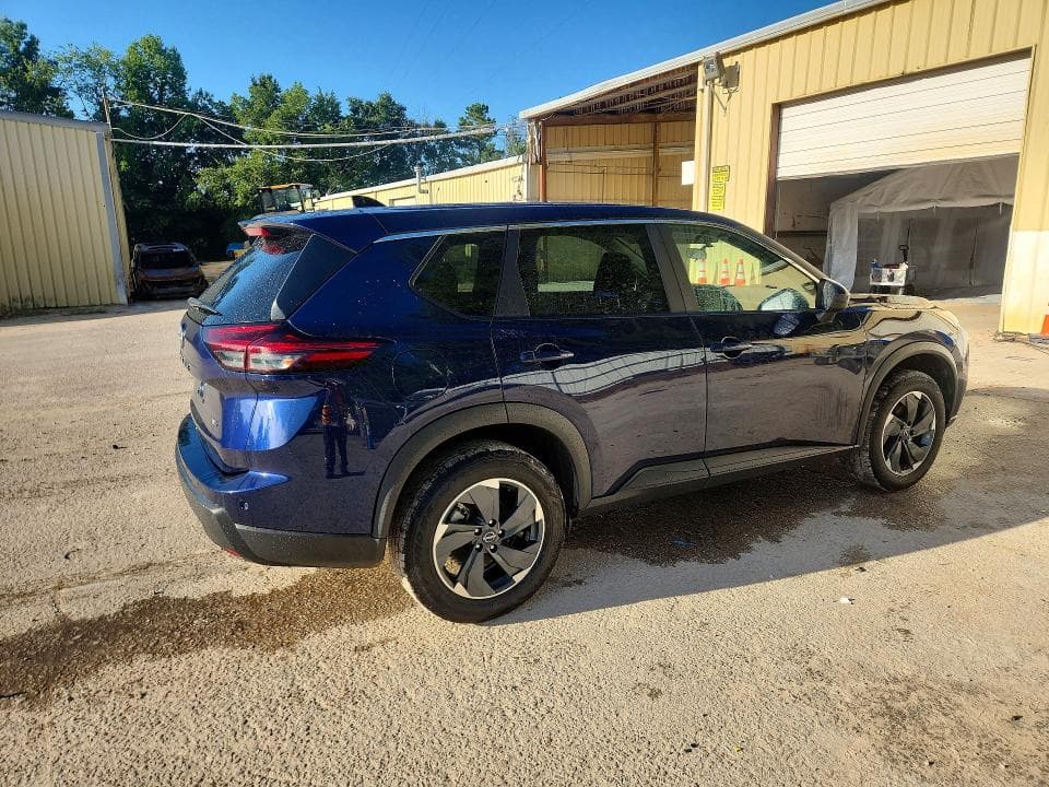 2025 NISSAN ROGUE SV 3