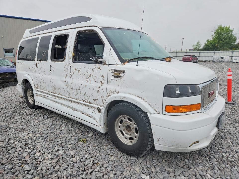 2017 GMC SAVANA G2500 4
