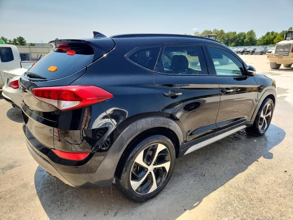 2018 HYUNDAI TUCSON VALUE 3