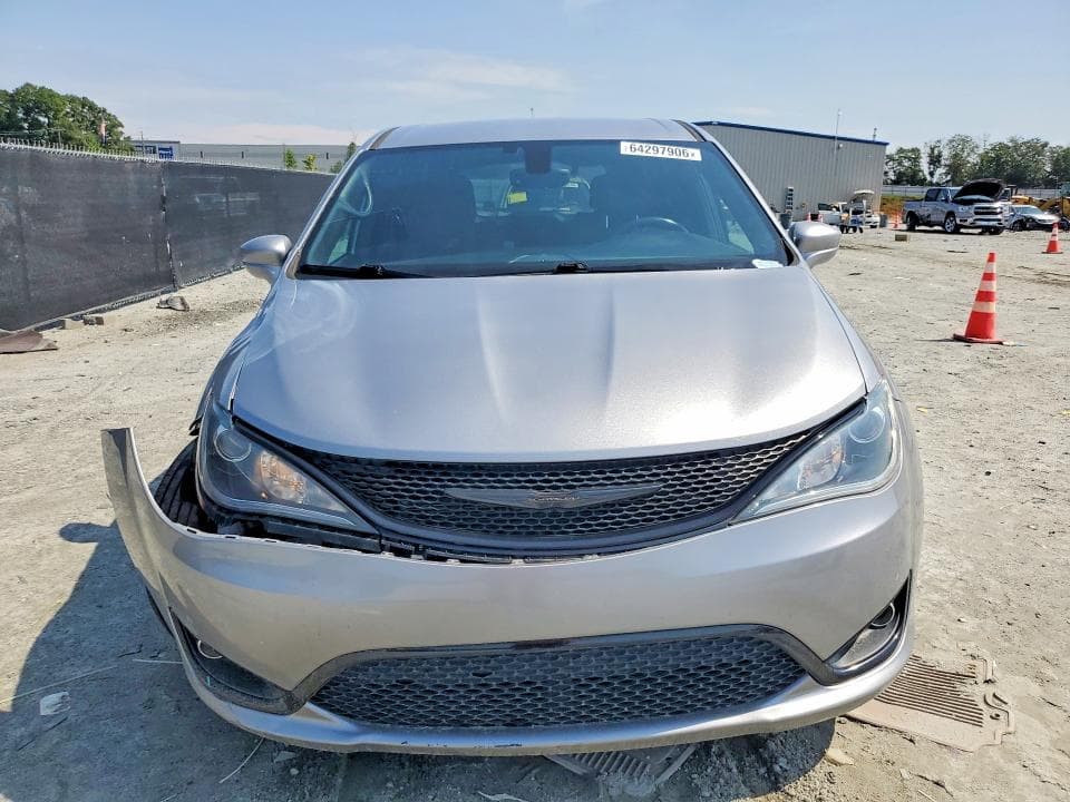 2019 CHRYSLER PACIFICA TOURING PLUS 5