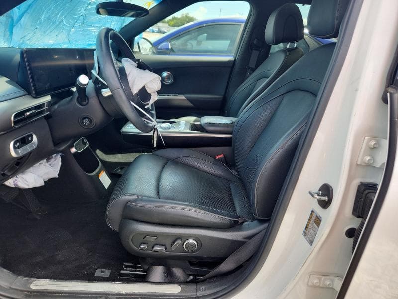 2024 GENESIS GV60 ADVANCED 7