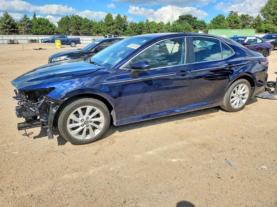 2022 TOYOTA CAMRY LE - 1