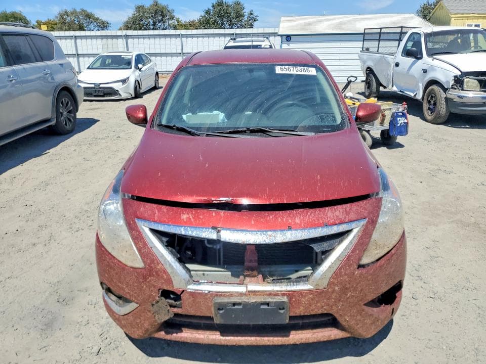 2019 NISSAN VERSA SV 5