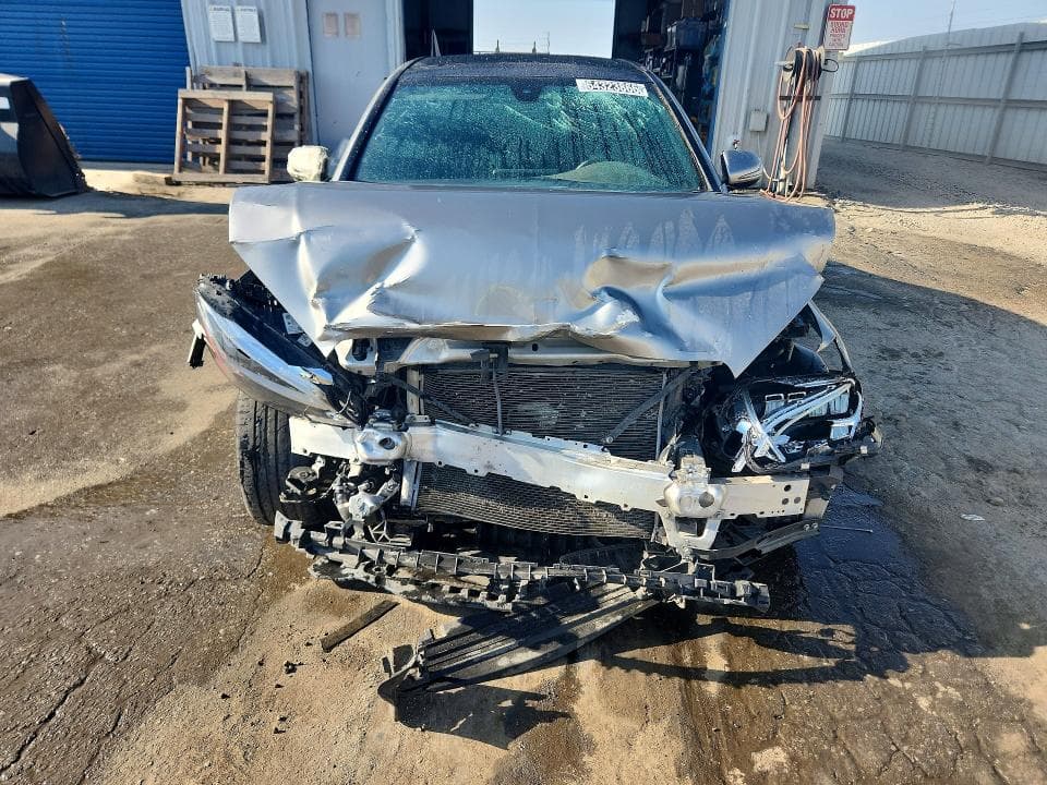 2019 MERCEDES-BENZ C 300 5