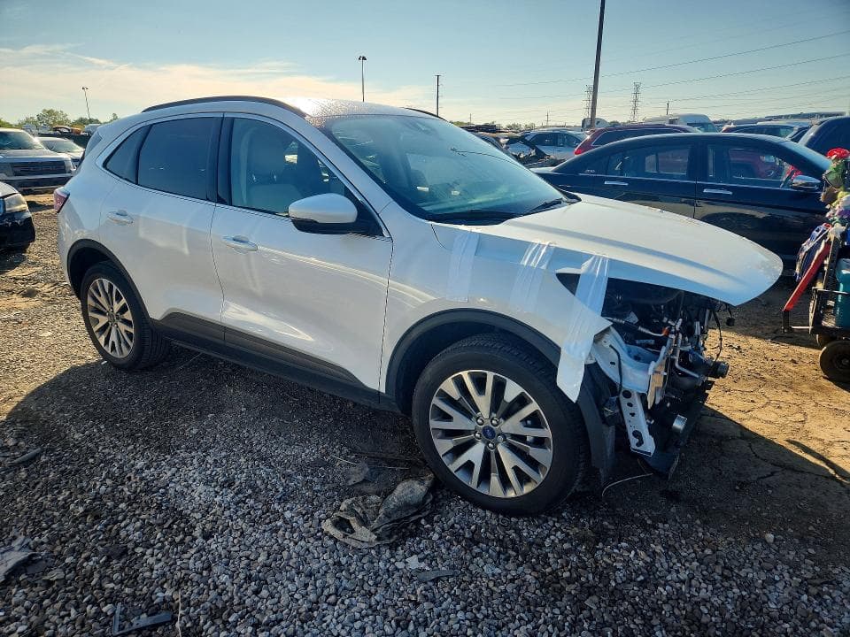 2020 FORD ESCAPE TITANIUM 4