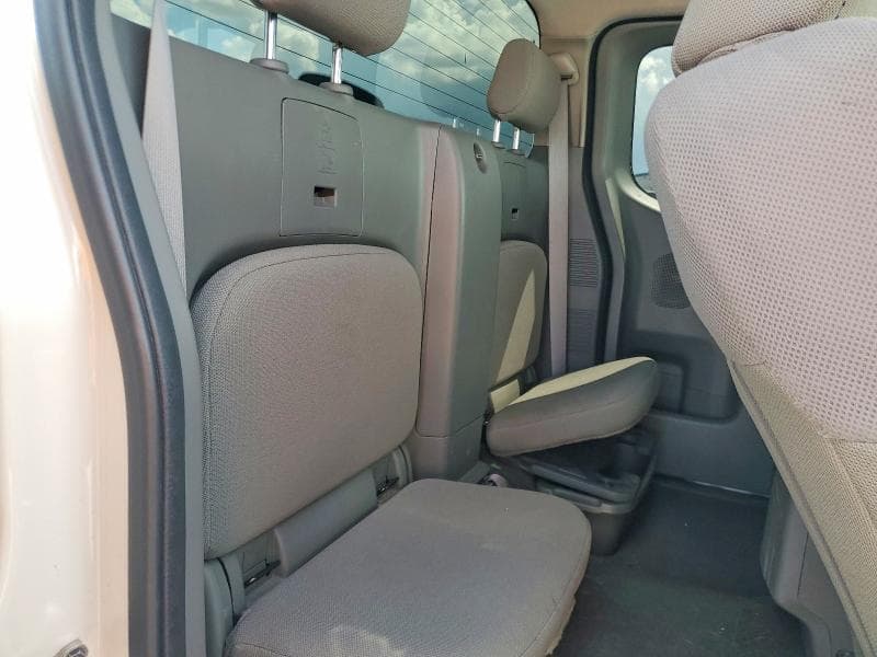 2019 NISSAN FRONTIER S 10