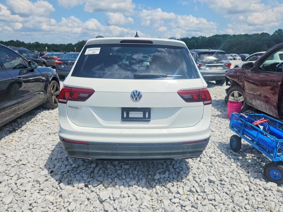 2020 VOLKSWAGEN TIGUAN S 6