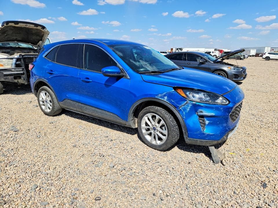 2020 FORD ESCAPE SE 4