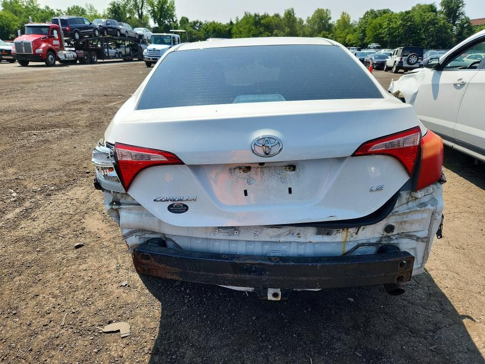 2018 TOYOTA COROLLA LE 6