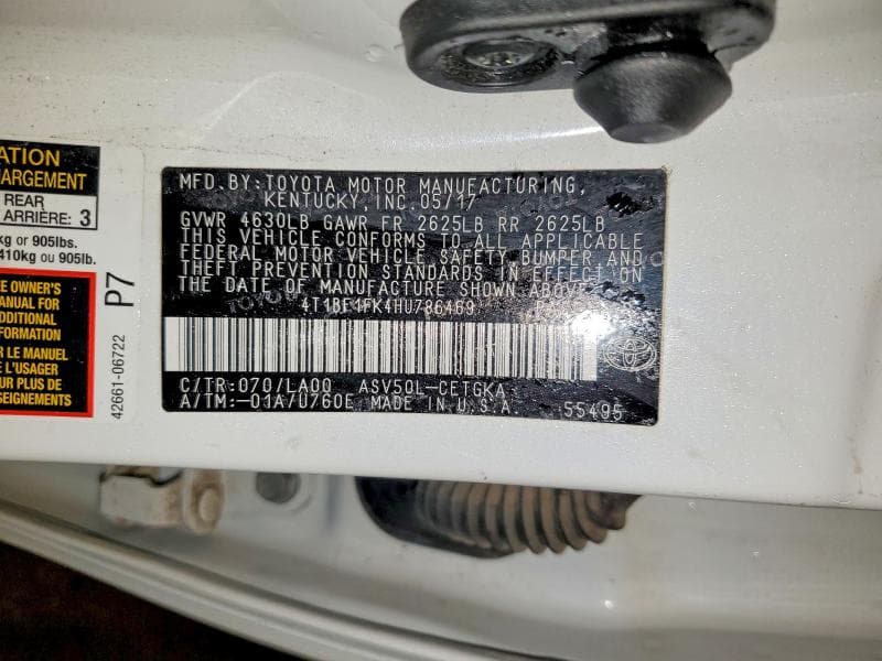 2017 TOYOTA CAMRY XLE 13