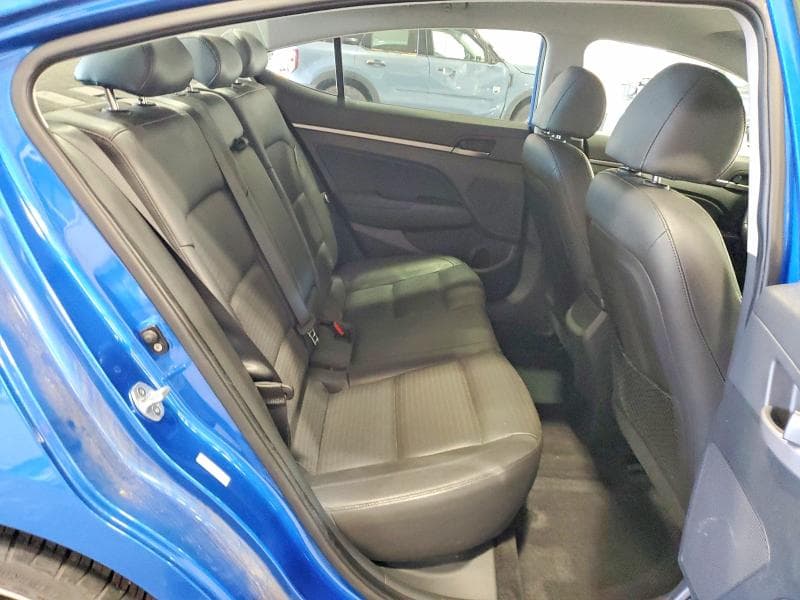 2017 HYUNDAI ELANTRA LIMITED 10