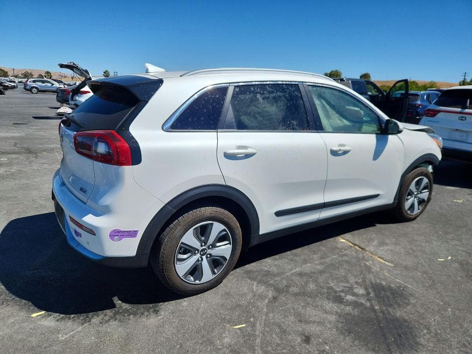 2018 KIA NIRO EX PREMIUM 3