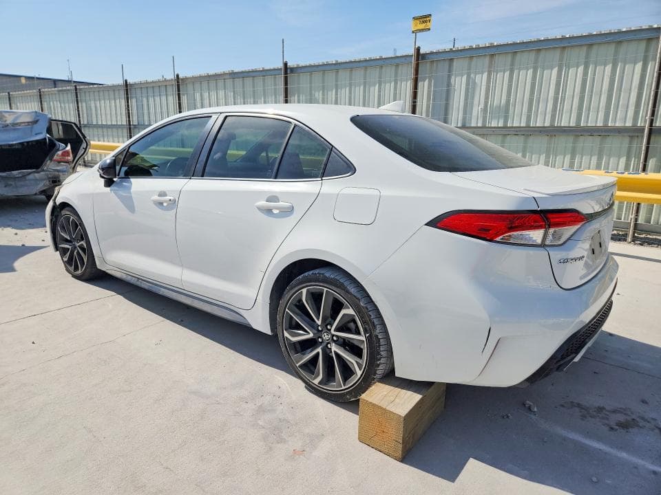 2020 TOYOTA COROLLA SE 2