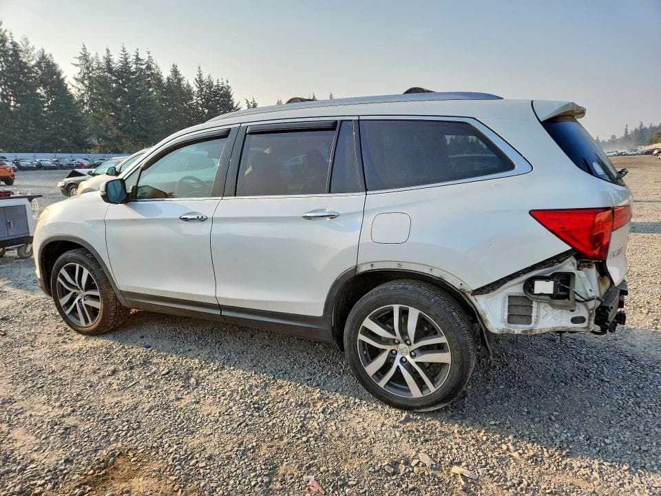 2017 HONDA PILOT ELITE 2