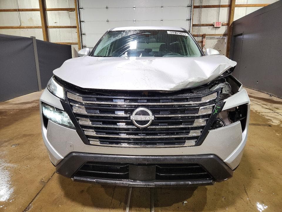 2024 NISSAN ROGUE SV 5