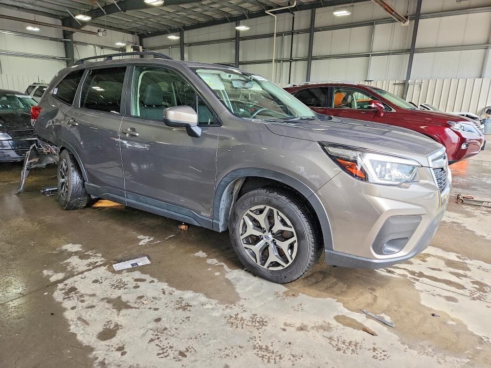 2019 SUBARU FORESTER PREMIUM 4