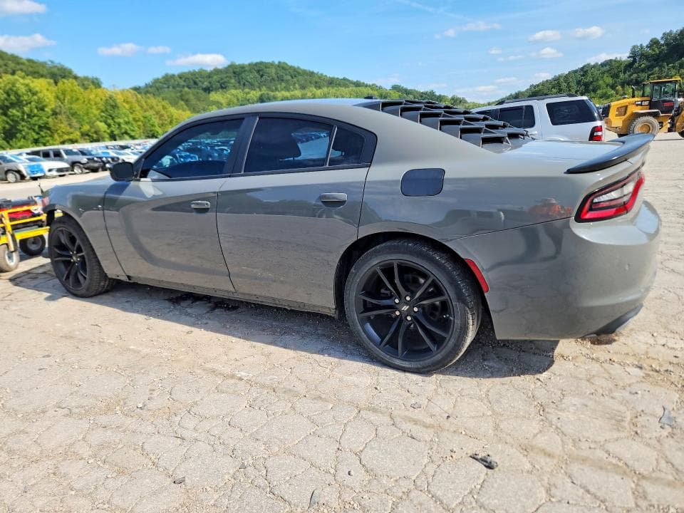 2018 DODGE CHARGER SXT 2