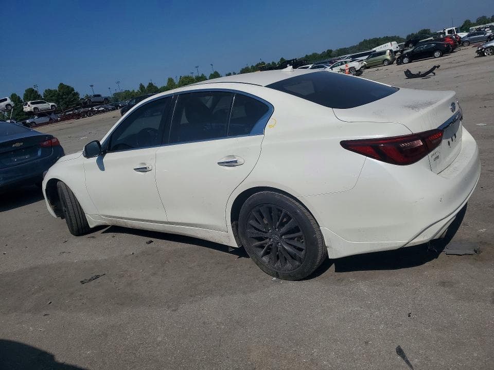 2021 INFINITI Q50 LUXE 2